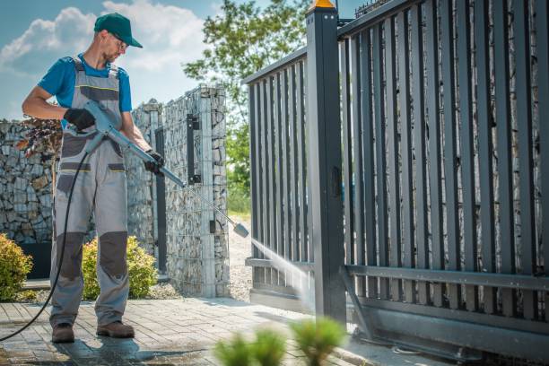 Best Parking Lot and Garage Cleaning  in Helotes, TX